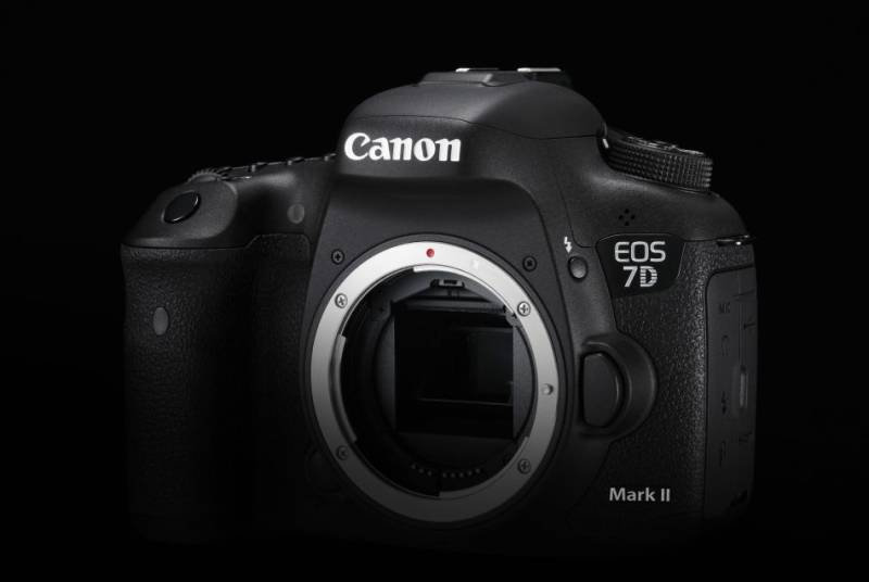 Bild der Canon EOS 7D Mark II